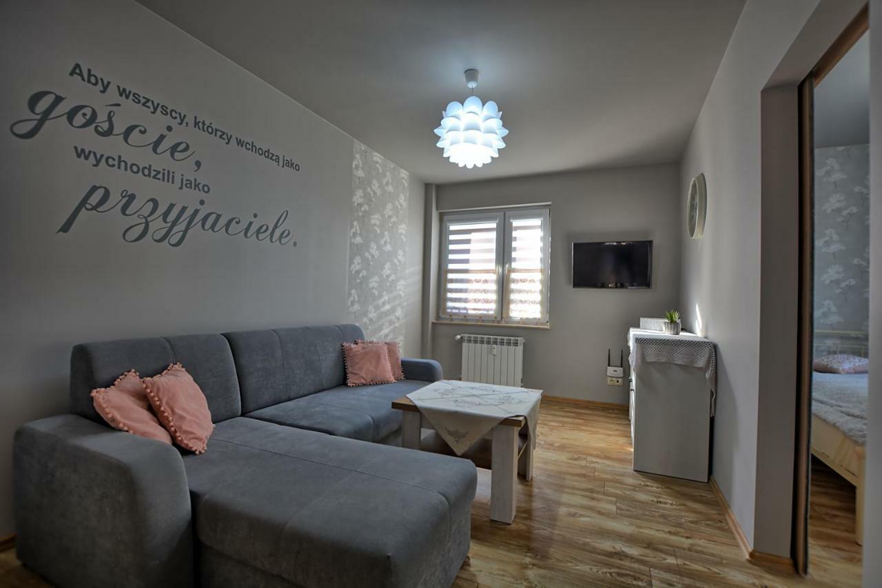 Appartamento Apartament Dworcowa 4 Ustrzyki Dolne Esterno foto