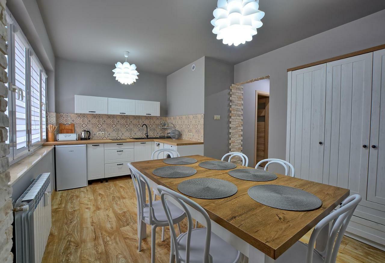 Appartamento Apartament Dworcowa 4 Ustrzyki Dolne Esterno foto